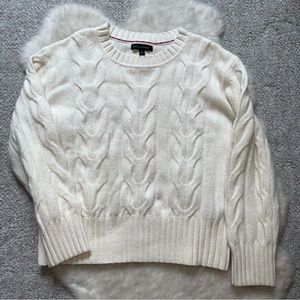 Banana Republic white sweater size medium